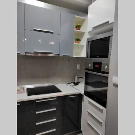 Centar One Apartmant Skopje Esterno foto