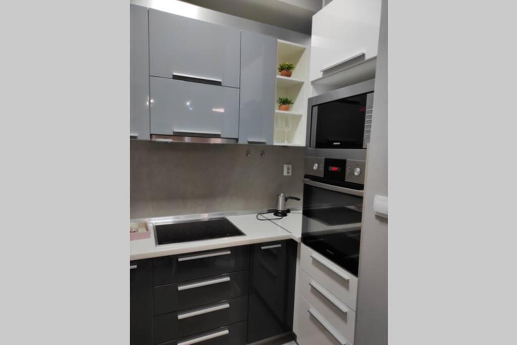 Centar One Apartmant Skopje Esterno foto